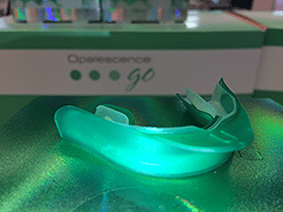 La gouttière d’éclaircissement dentaire Opalescence GO (UltraDent)