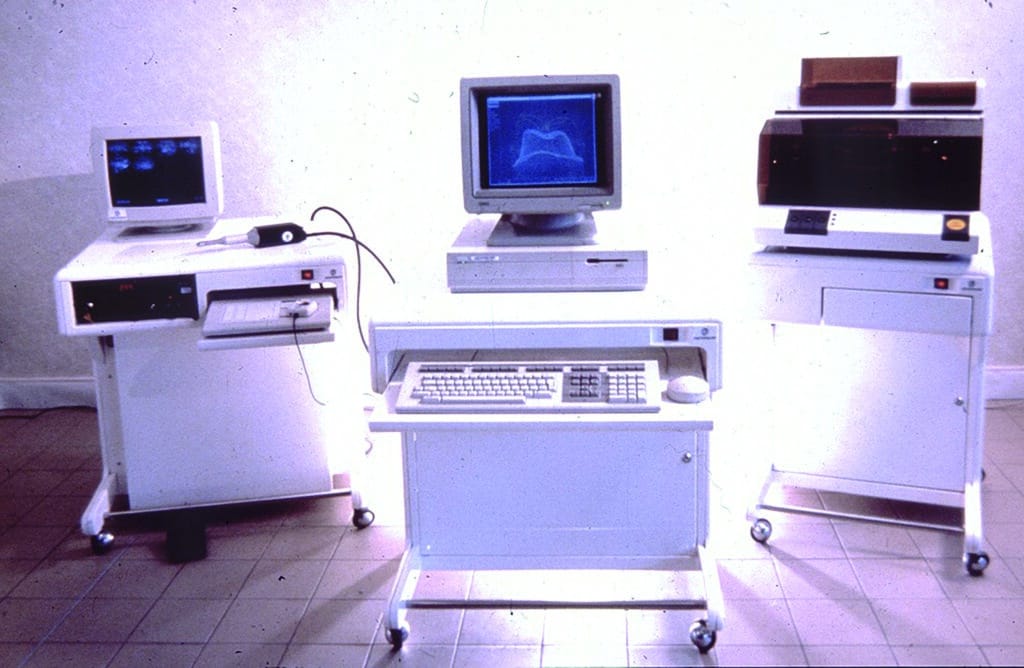 Système Hennson pour laboratoires en 1987