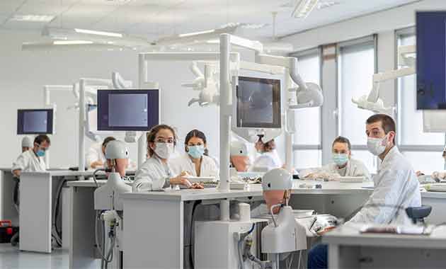 La faculté de chirurgie dentaire de Toulouse s’équipe en simulation préclinique