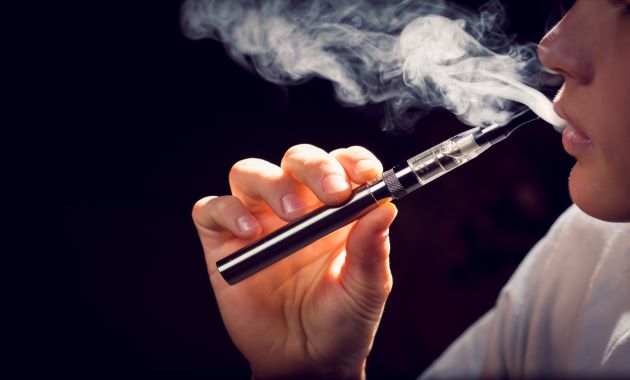 Vapoter trente minutes suffirait à augmenter le stress oxydatif cellulaire