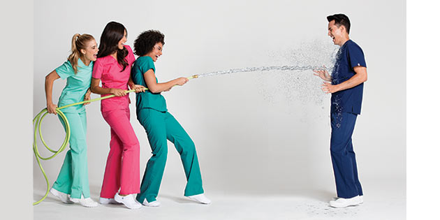 BLOUSES MANKAIA – Sous le style, la technologie BLOUSES MANKAIA – Sous le style, la technologie