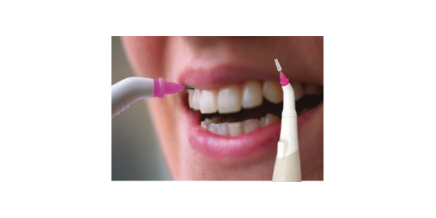 Brossette interdentaire électronique pour un nettoyage ciblé