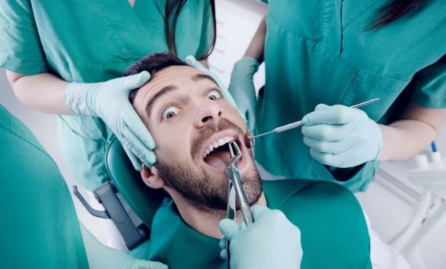 Phobie du dentiste : à Créteil, l’hôpital Henri-Mondor propose des consultations