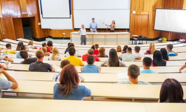 Désert médicaux : il faudrait former 7 265 étudiants en dentaire d’ici à 2025