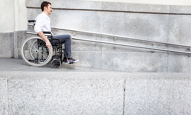 Bien accueillir les patients à mobilité réduite