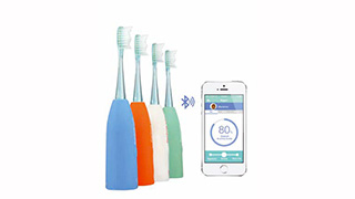 RAINBOW, GAMME DE BROSSES À DENTS INTERACTIVE POUR ENFANTS