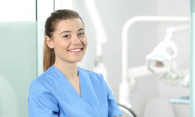 “Adopte un dentiste”, la plateforme qui met en contact libéraux et étudiants