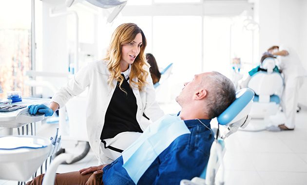 Santé bucco-dentaire pour tous : le projet des dentistes suisses Santé bucco-dentaire pour tous : le projet des dentistes suisses
