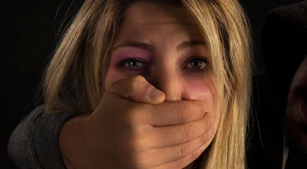 Angleterre : des soins bucco-dentaires pour les femmes victimes de violences domestiques