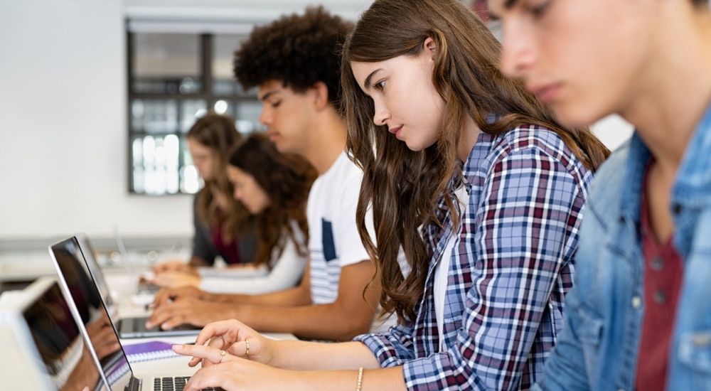 Les étudiants en santé dénoncent les lacunes de la réforme REES