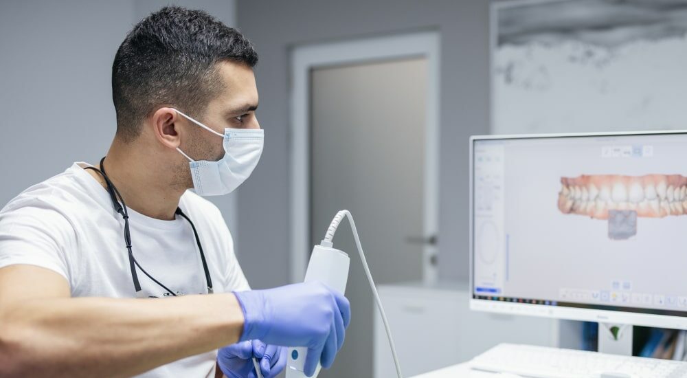 Intégration des scanners intraoraux dans le flux de travail numérique