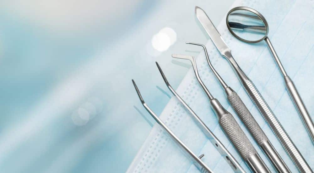 Petit matériel dentaire en métal, Contrôle du marché des laveurs désinfecteurs