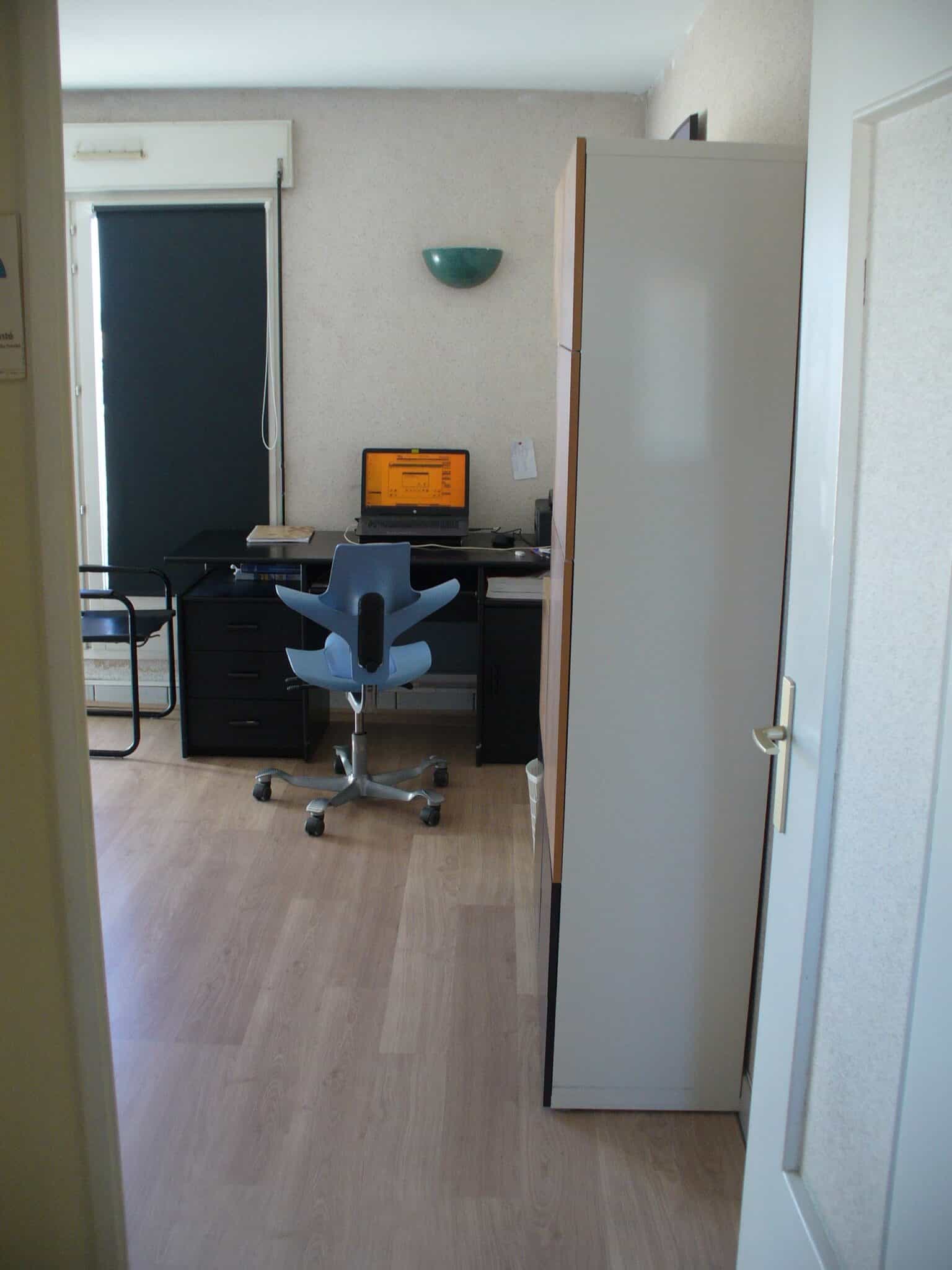 p1000523